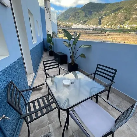 Casa Unifamiliar. Gran Terraza. Vistas. Tele Working بيت للعطل *