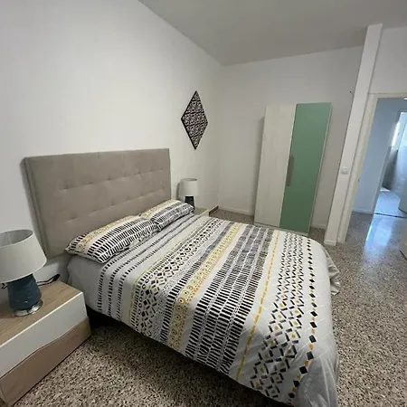 Casa Unifamiliar. Gran Terraza. Vistas. Tele Working *