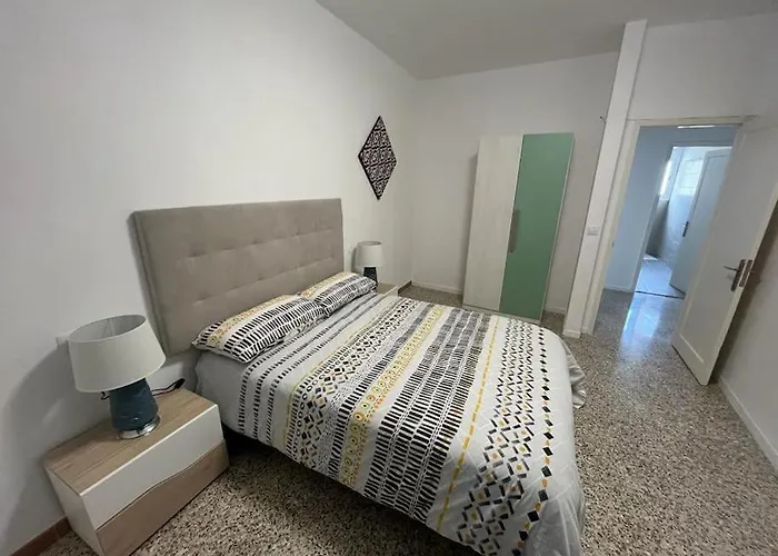 Casa Unifamiliar. Gran Terraza. Vistas. Tele Working *